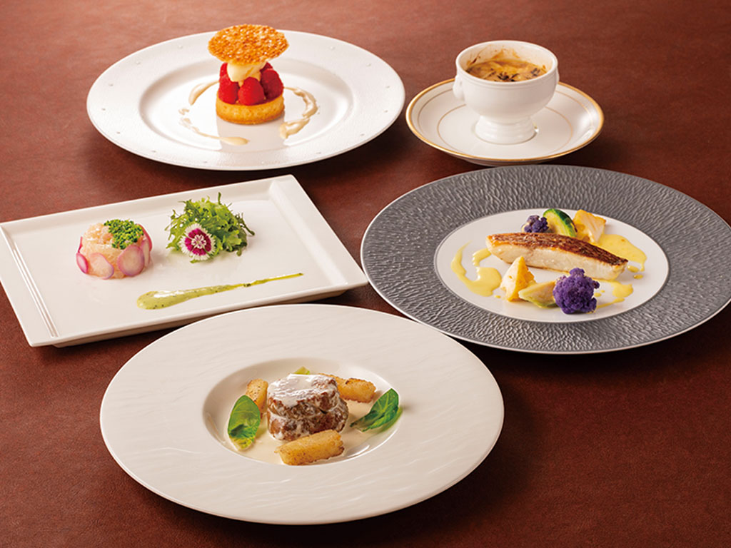 Versailles(�x���T�C��)�s12��-2���t ���摜�͂���l�l���C���[�W�ł��B