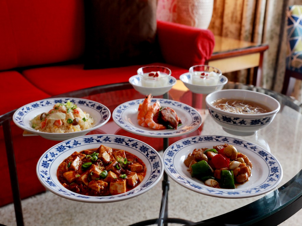 重慶飯店の味をインルームダイニング（客室）でご賞味下さい