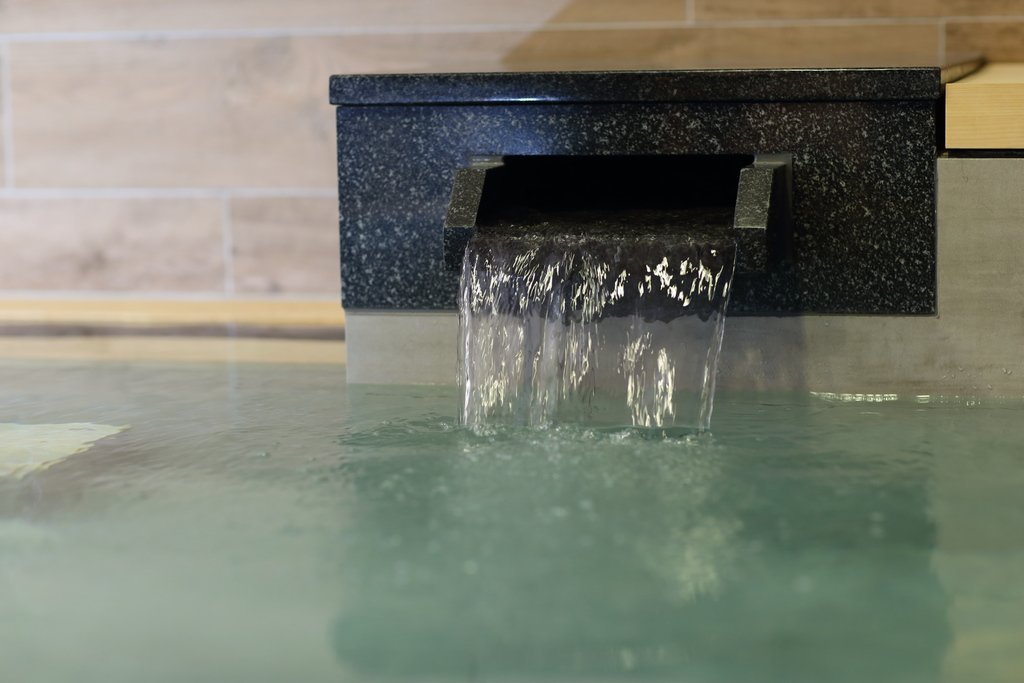 人工温泉光明石を使用した大浴場