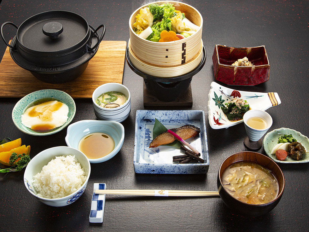 Breakfast (Japanese, Western)