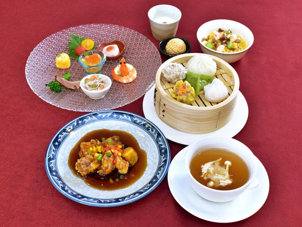 �����[�H ��53�K ���������u�����v���w���C�����I�ׂ鐯���f�B�i�[�x 