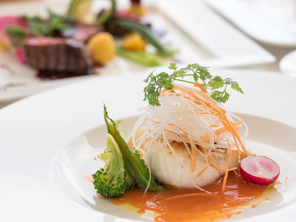 宿泊プラン ホテル浜比嘉島リゾート オンライン予約 沖縄自動車道 沖縄北ic