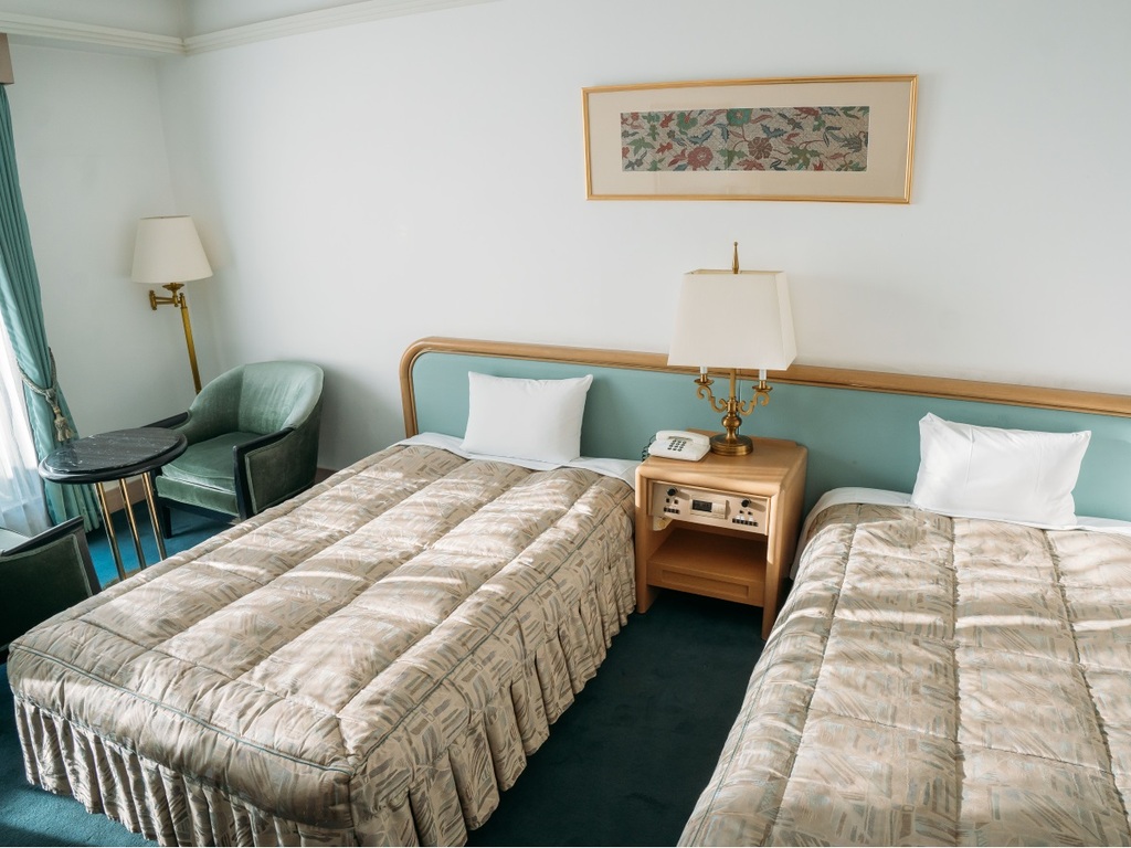 【客室】セミダブル（120cm）のベッドを配置したスタンダードツイン
