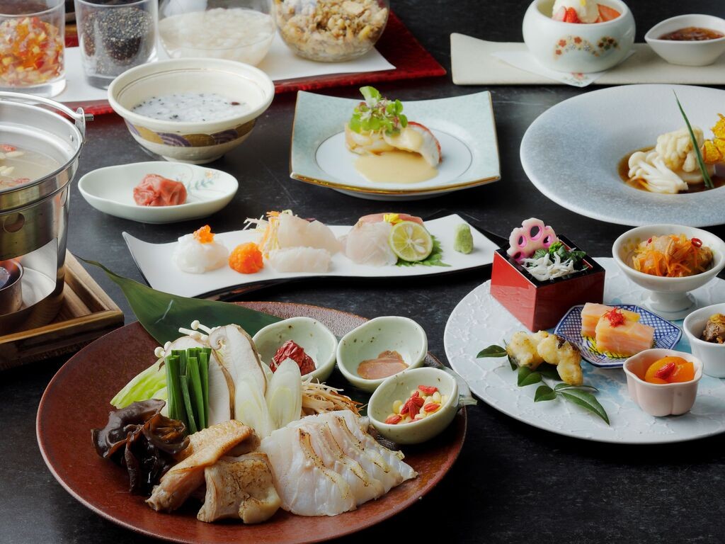 2025 �~ �a�Hpremium�C���[�W