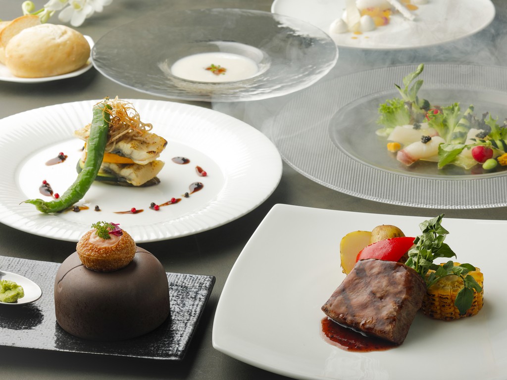 ���[�H�uOHMI Cuisine Western�v