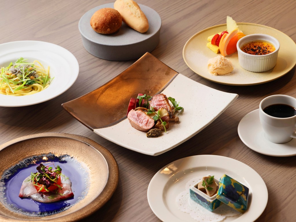 �f�B�i�[�R�[�X�~