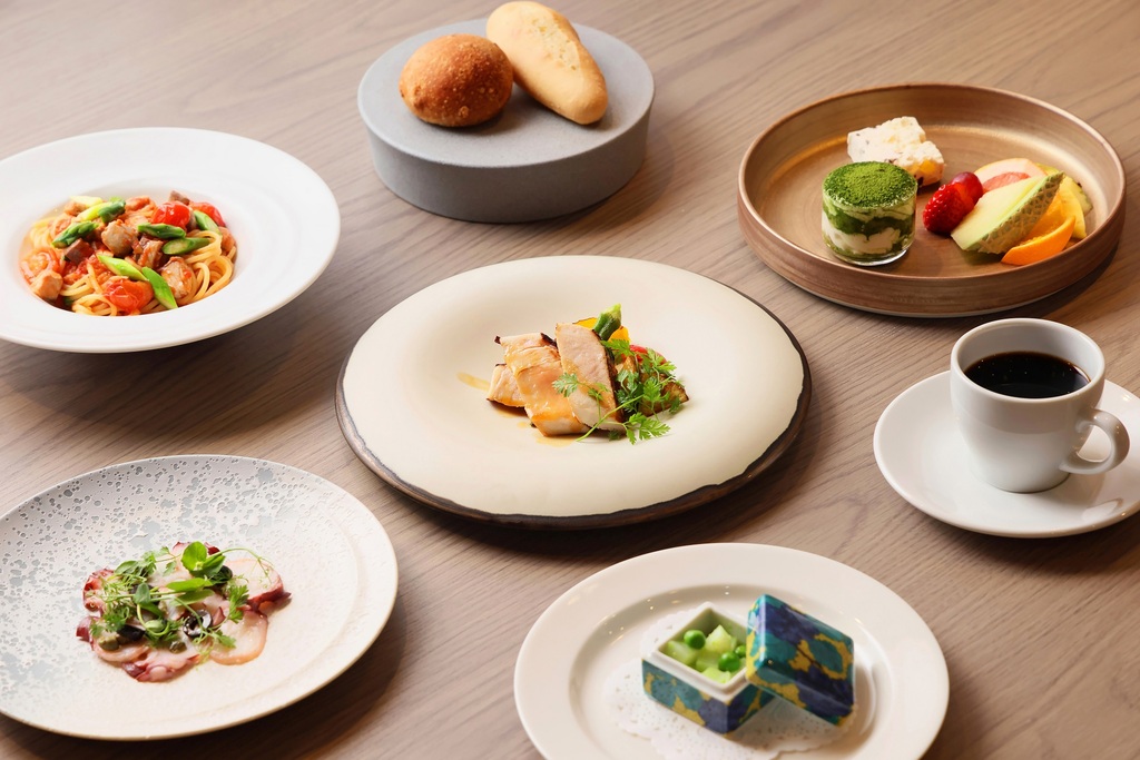 �t�̃f�B�i�[�R�[�X