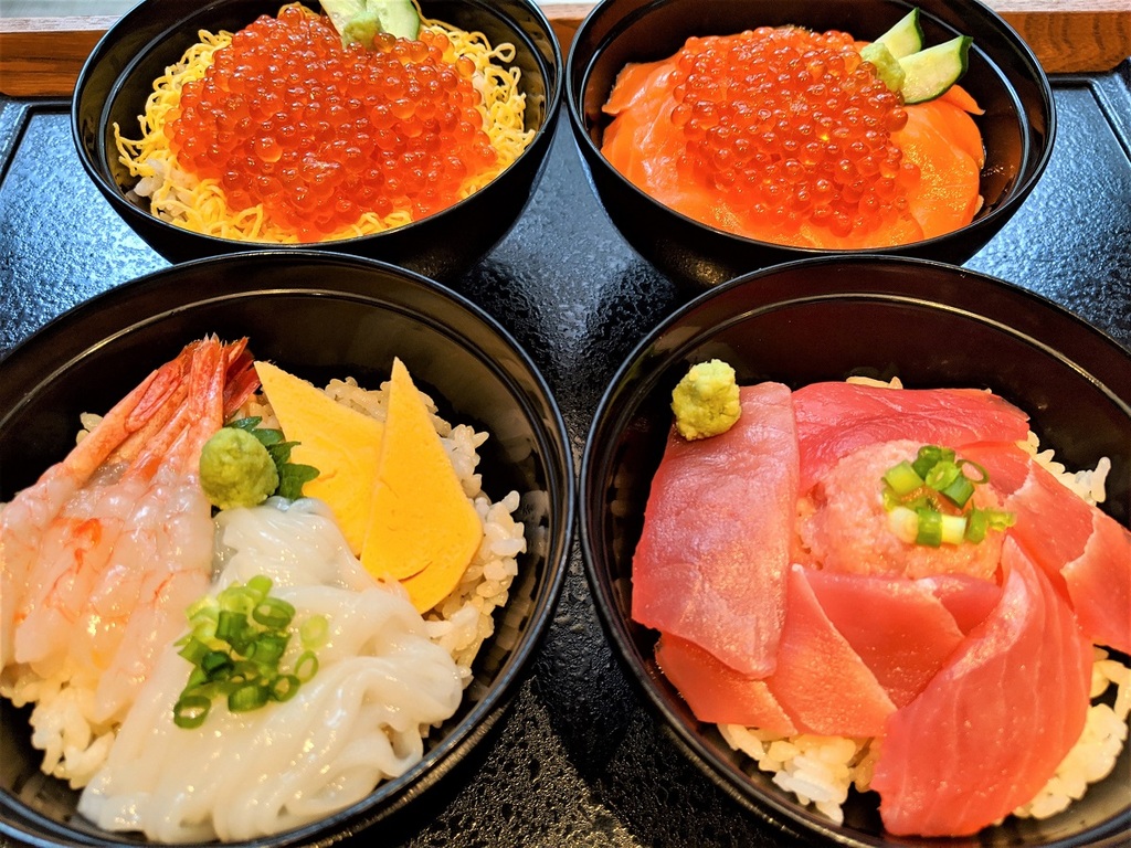 【朝食】選べる海鮮丼