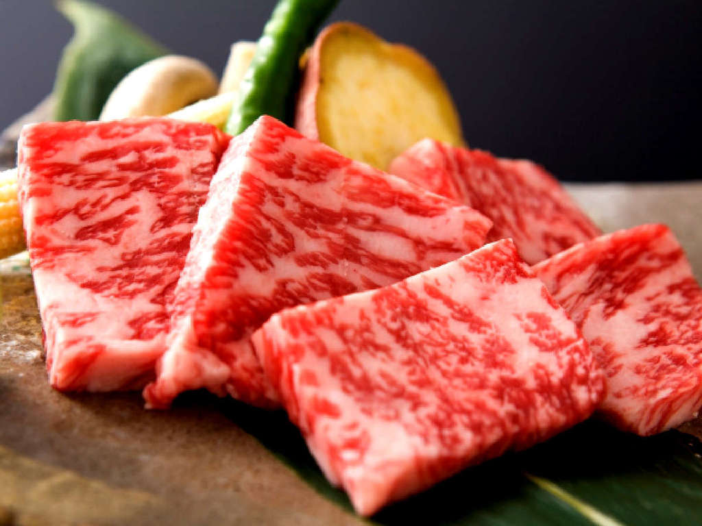 【公式サイトが一番お得】≪早割60≫お得度No.1★最大5,000千円引き！和牛陶板焼き＆写真入りワインボトル＆22時間ステイ♪