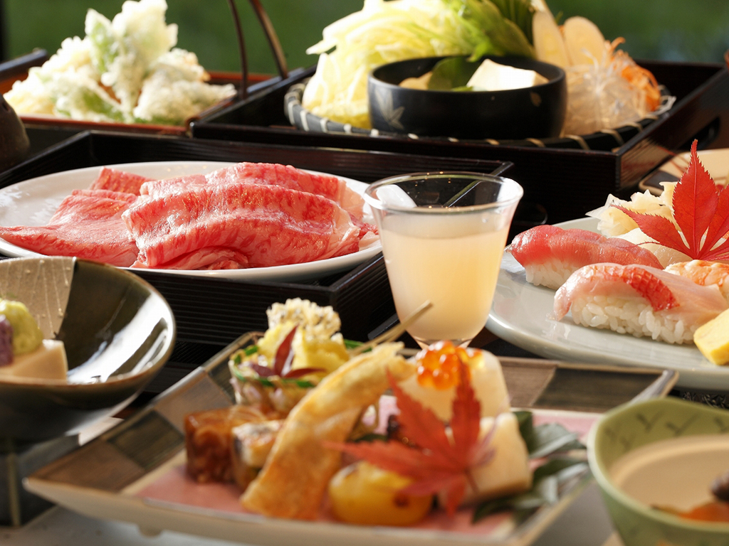 【お食事処 風月】では職人が真心こめて調理する。お寿司・天麩羅に和牛しゃぶしゃぶをお楽しみ頂けます♪