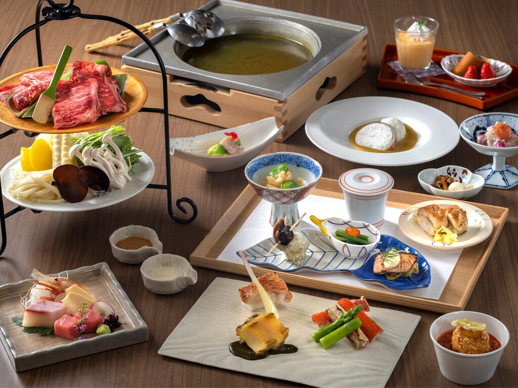 【夕食/春】季節に合わせた北海道産食材をふんだんに使用し、贅沢なひとときを味わえる和食会席（イメージ）