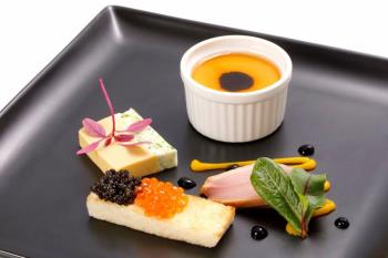 【特別なXmasを】2025鉄板焼　クリスマスディナーコースご宿泊プラン