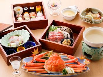 【かに姿盛り】まるごと一杯蟹姿盛り付・「いろどりばこ」で加賀の味覚を贅沢に味わう