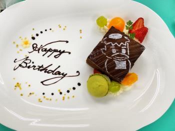 【記念日にお薦め】デザートプレート＆スパークリングワイン【クラシカル/食事処】