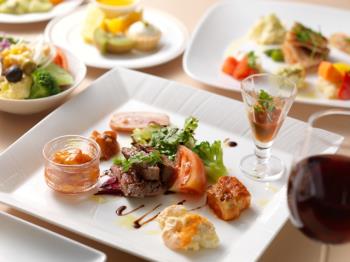 月末月初と水曜お得!初夏のSPプライス夕食は好評の70品ブッフェ♪写真
