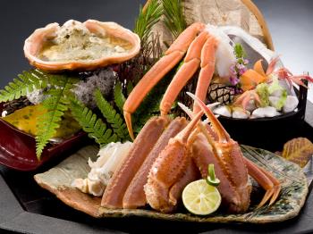 【タグ付き活蟹】石川の至宝「加能蟹」一杯付・月替わり会席で加賀の味覚を贅沢に味わう