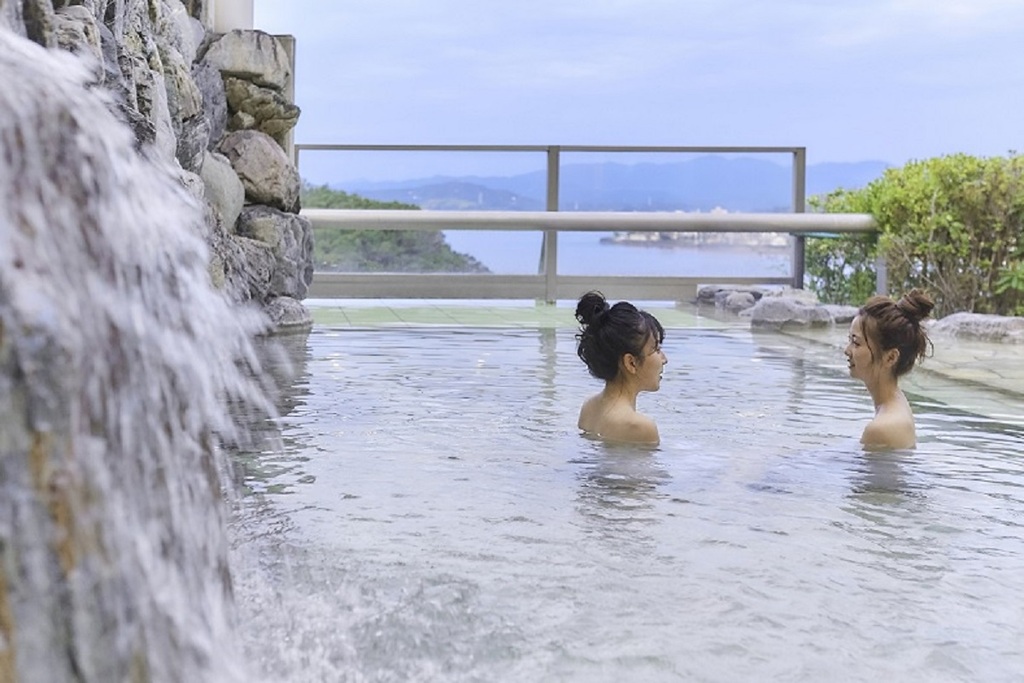 伊勢志摩温泉「ひまわりの湯」 ｐｈ値8.6のアルカリ性単純温泉で心も体もリラックス　※イメージ